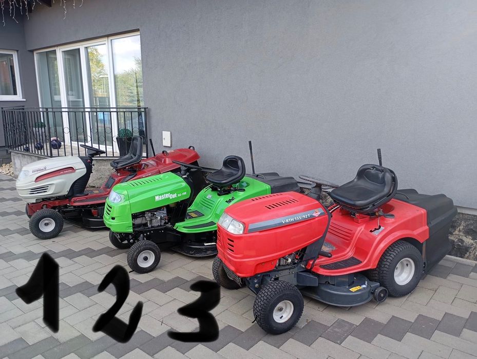 Tractorase tuns iarba și gazon