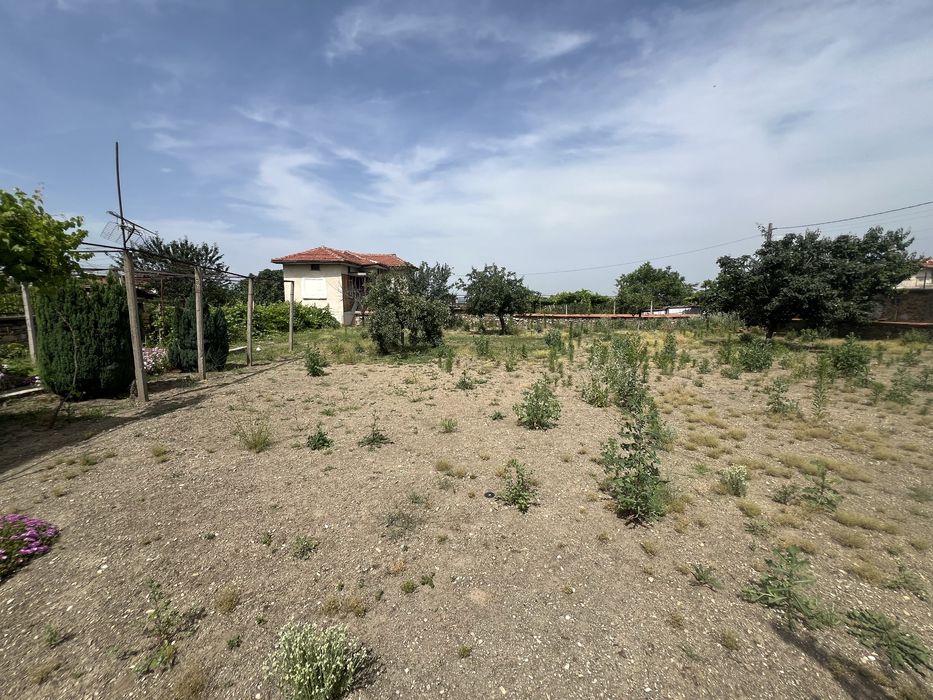 Продава се Къща в Пловдив, Център - 1233 кв.м за 112 €/кв.м - Снимка #2