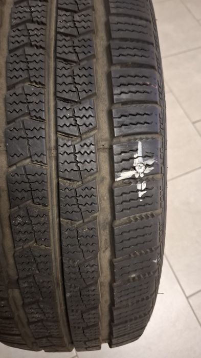 Зимна бусова гума Nexen 215 60 16С