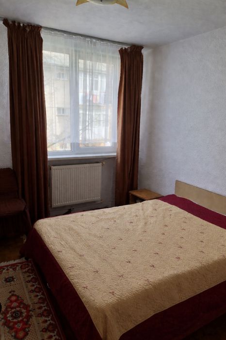 Vand apartament 3 camere