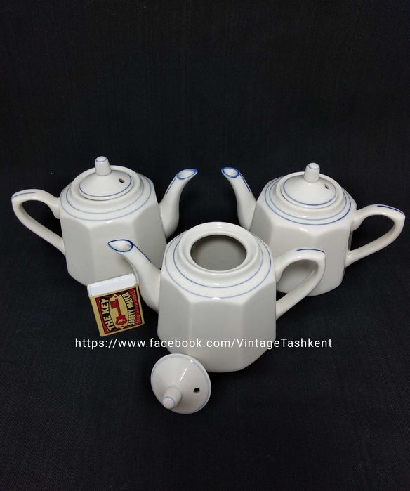 Фарфоровые небольшие чайники