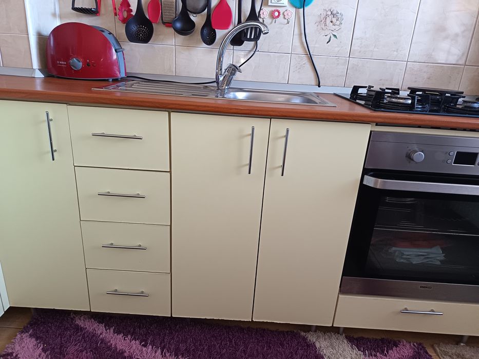 Mobila de bucătărie în stare  bună!!!