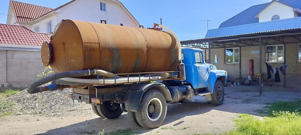 Ассенизатор зил 4502