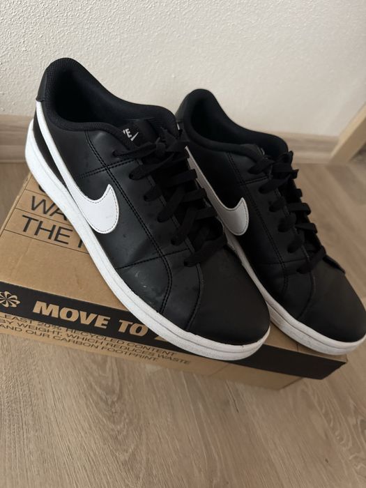 Adidasi Nike marimea 43