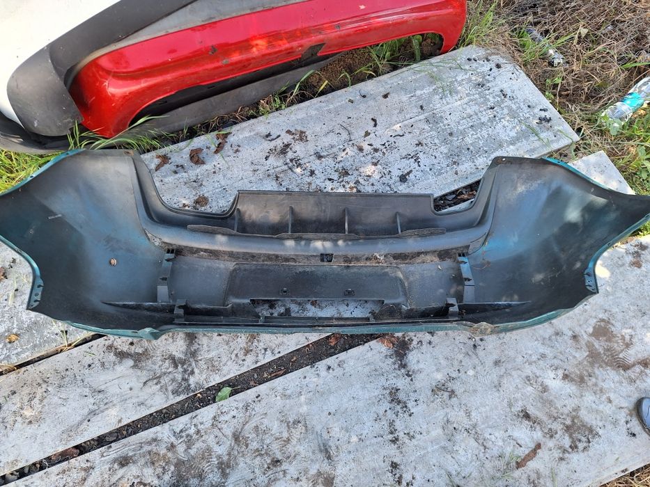 Задна броня за Mazda 323f 90-94г.
