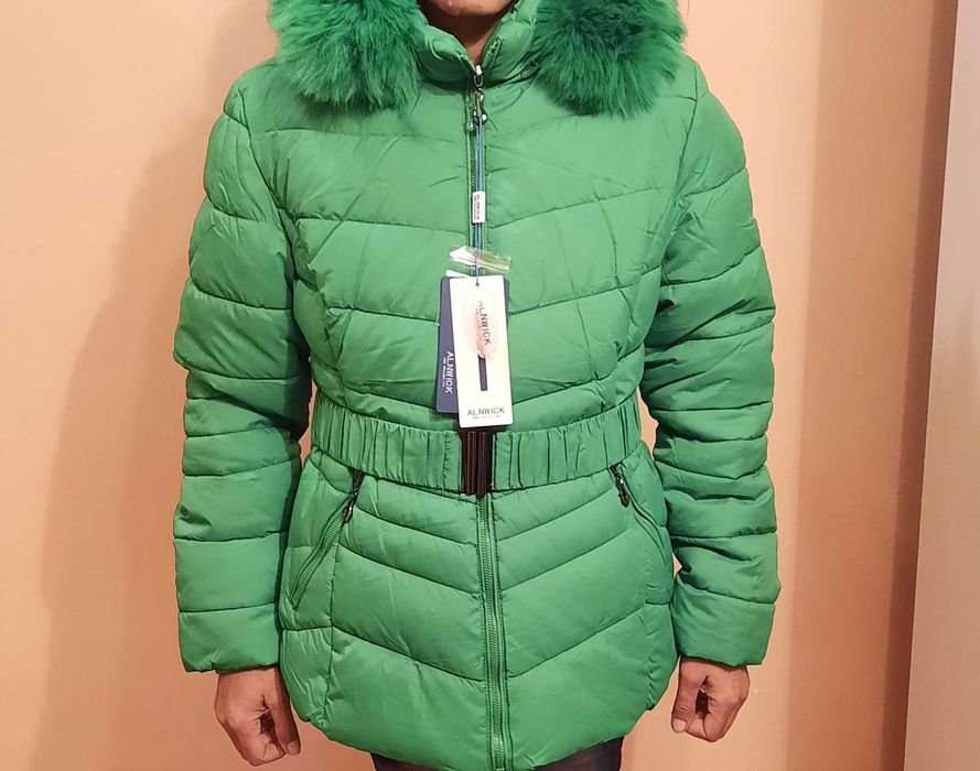 женски якета Има ги в налично различни цветове