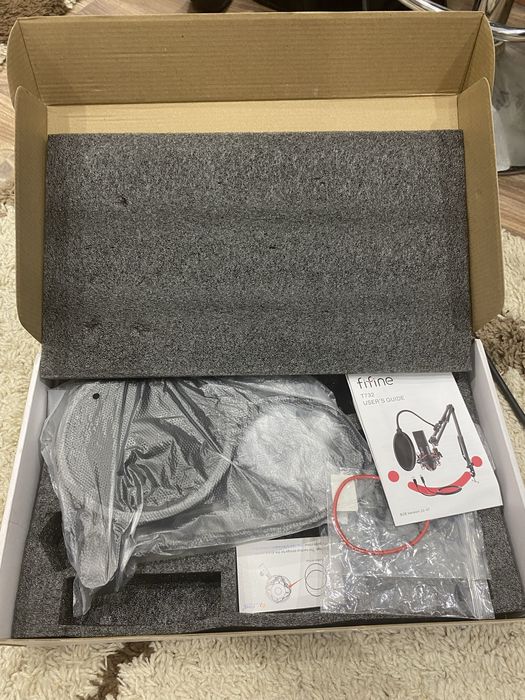 Микрофон Fifine T732 почти новый