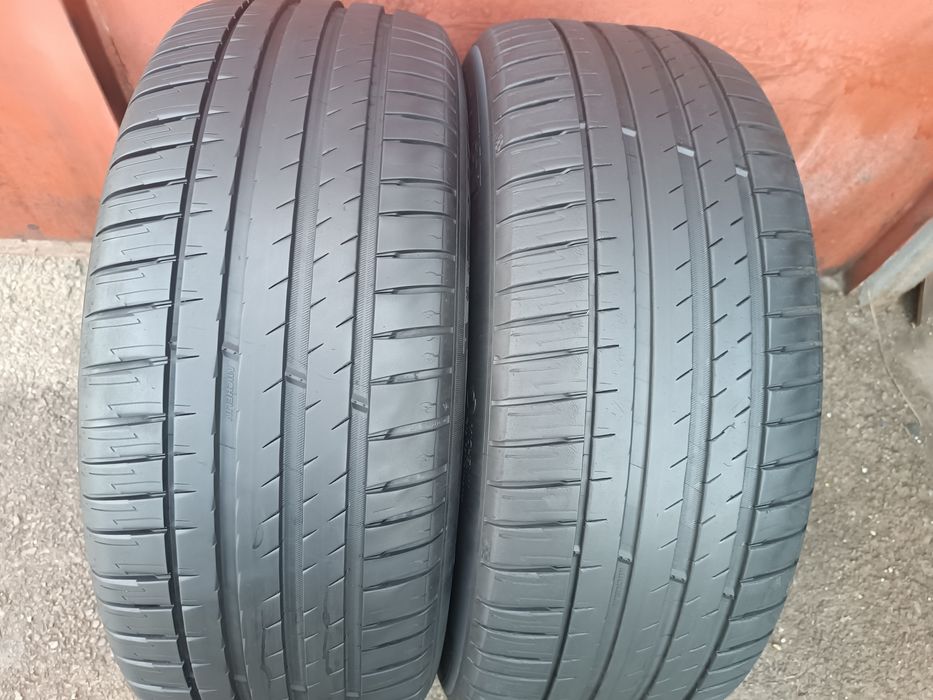 235/55/19 Michelin Дот 4523