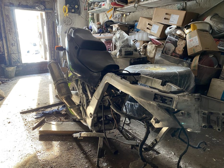 Продам SUZUKI GXR по запчестям