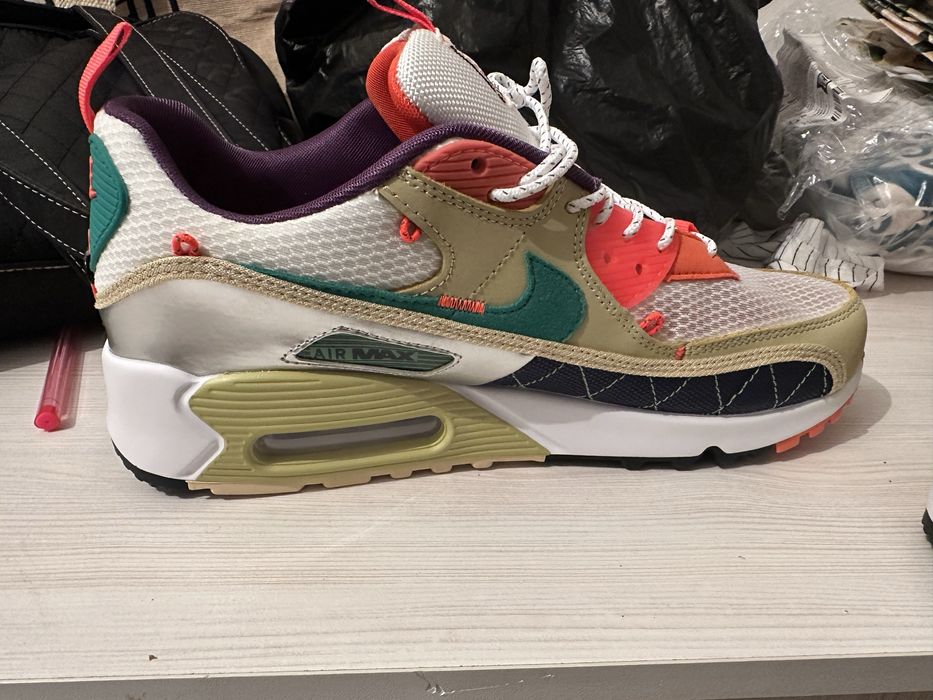 Продам кроссовки