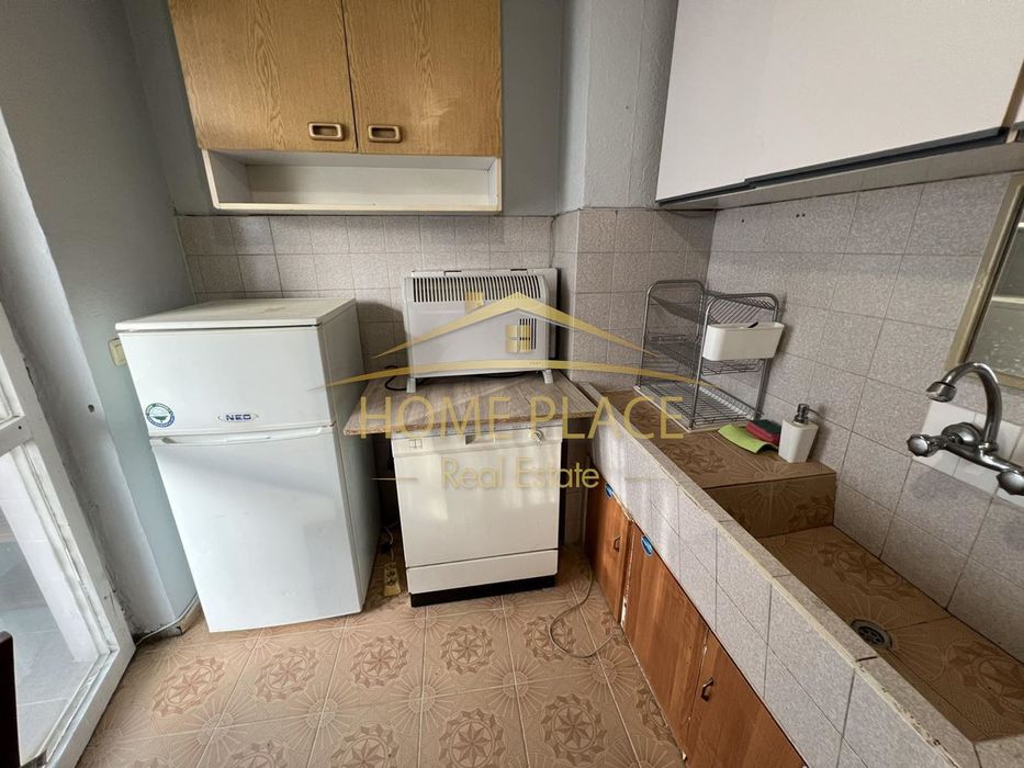 Дава се под наем Двустаен апартамент в Варна, Кайсиева градина - 84 кв.м за 278.97 € - Снимка #1