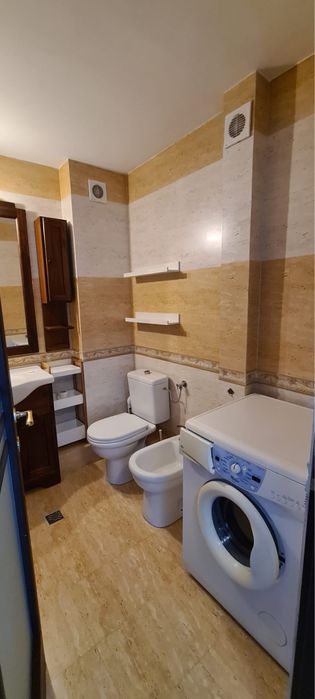 Apartament  cu 3 camere de inchiriat