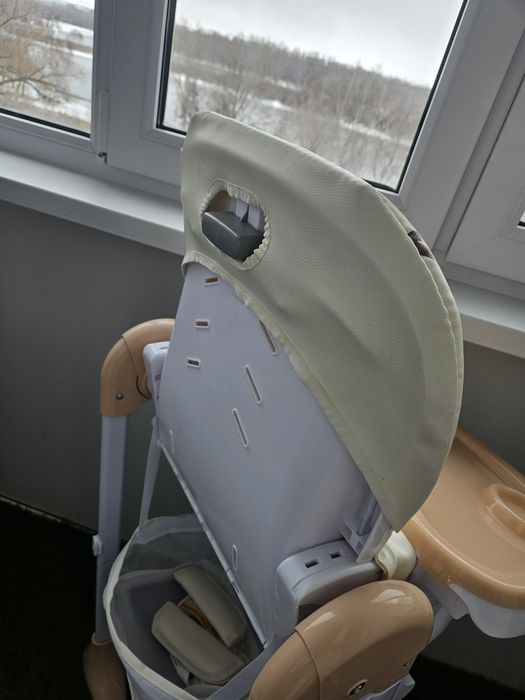 Продам стульчик для кормления