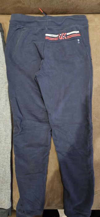 Разпродажба на детски дрехи