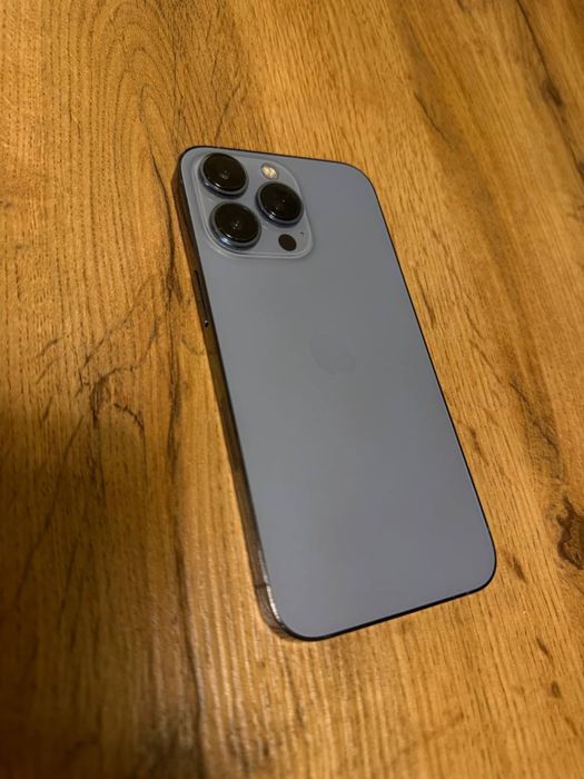 Продам iphone 13 pro, 256gig