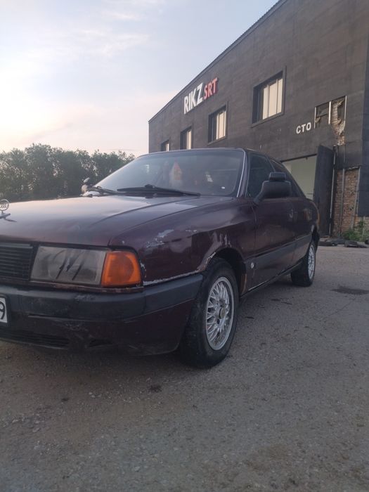Продам Ауди 80 б3