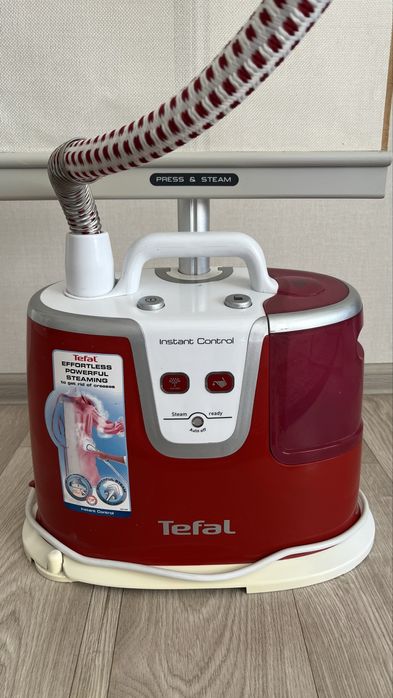 Продам Паравой утюг от Tefal