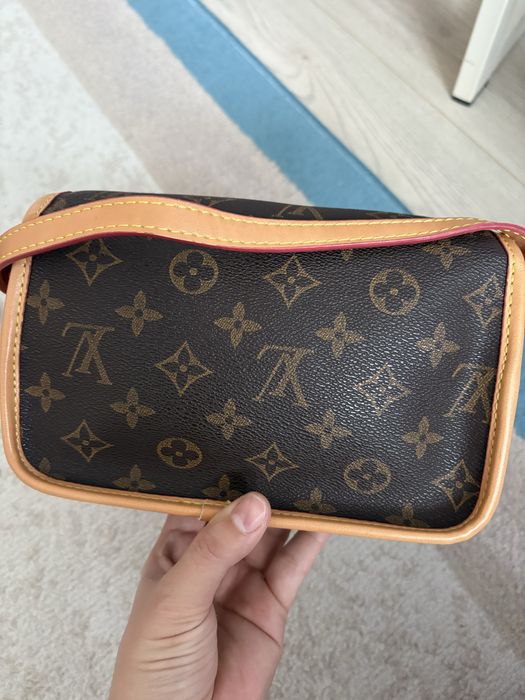 Продам свою сумочку под брендом LV
