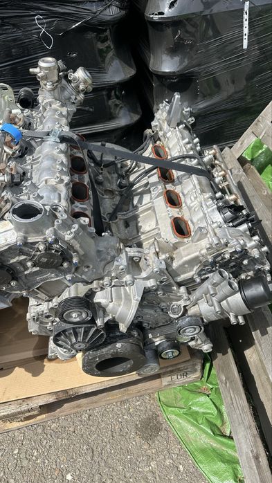 Motor Mercedes S Class S63 M157 AMG V8 benizna