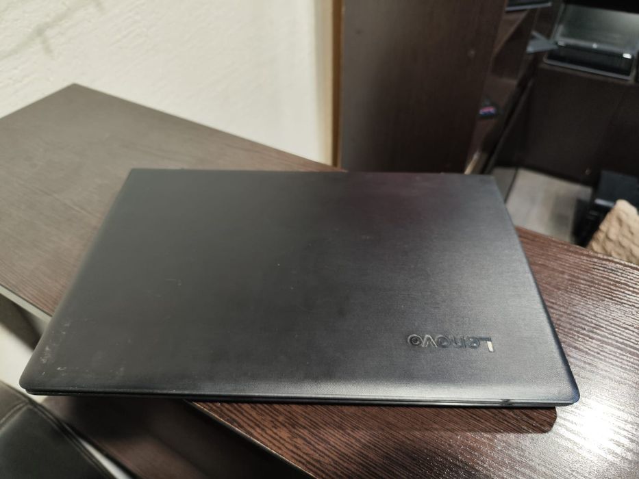 Продам шустрый ноутбук lenovo core i3 мышка сумка