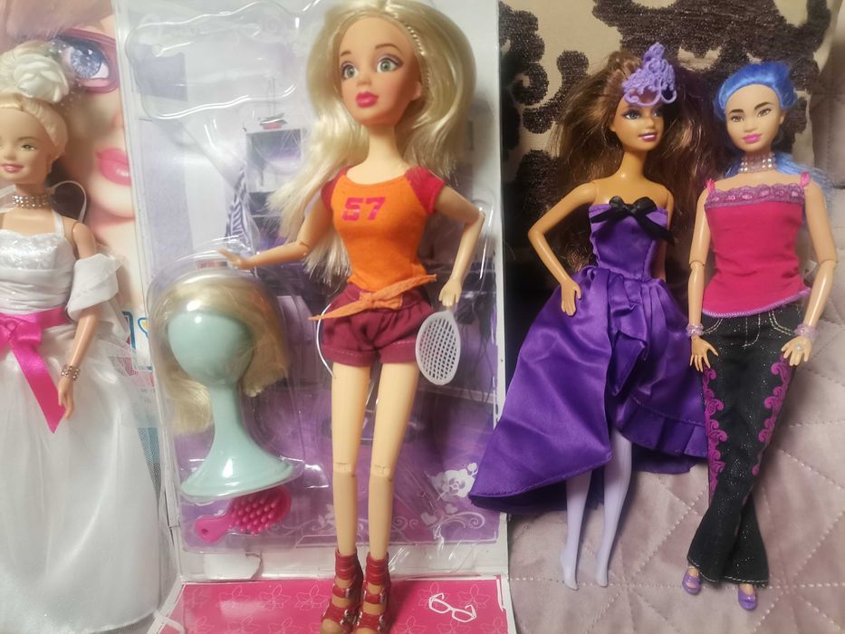 ОГРОМЕН ЛОТ!!! 18 кукли Барби, Синди, Лив и др. + над 30 бр аксесоари