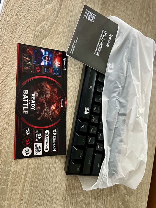 Vând tastatura gaming REDRAGON K630 RGB