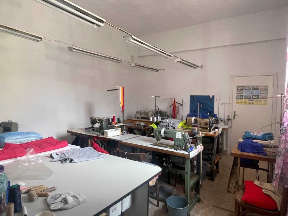 Продава се Промишлена сграда в Габрово, Център - 297 кв.м за 352 €/кв.м - Снимка #3