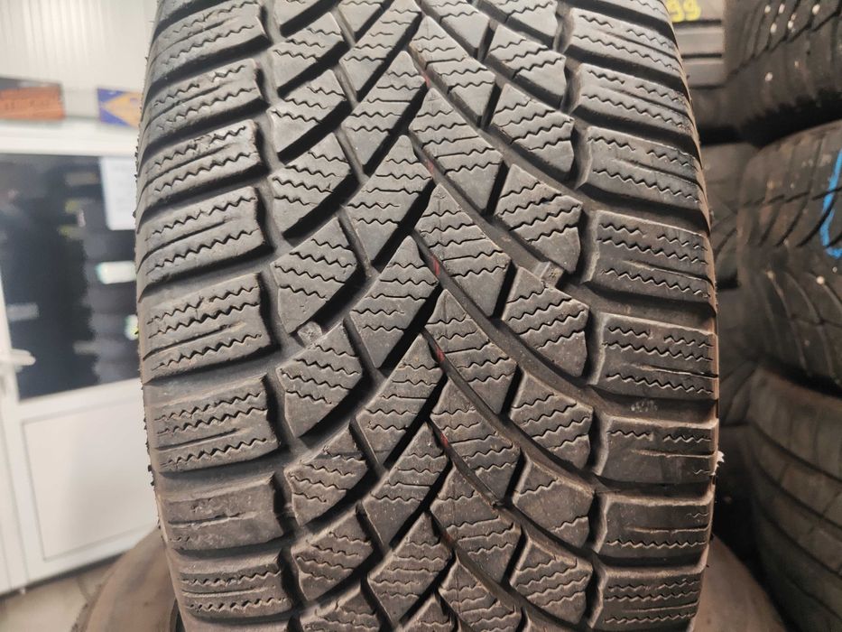 2бр.зимни гуми 215/60/16 Bridgestone
