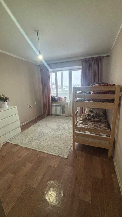 продам 2 комнатную квартиру