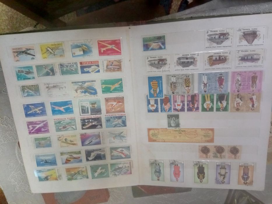 Timbre vechi in clasor