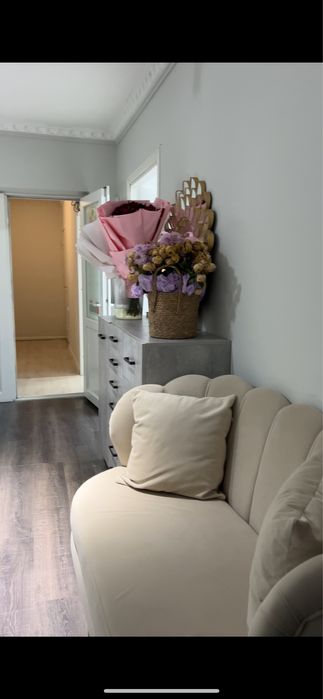 Сдаётся маникюрный столик