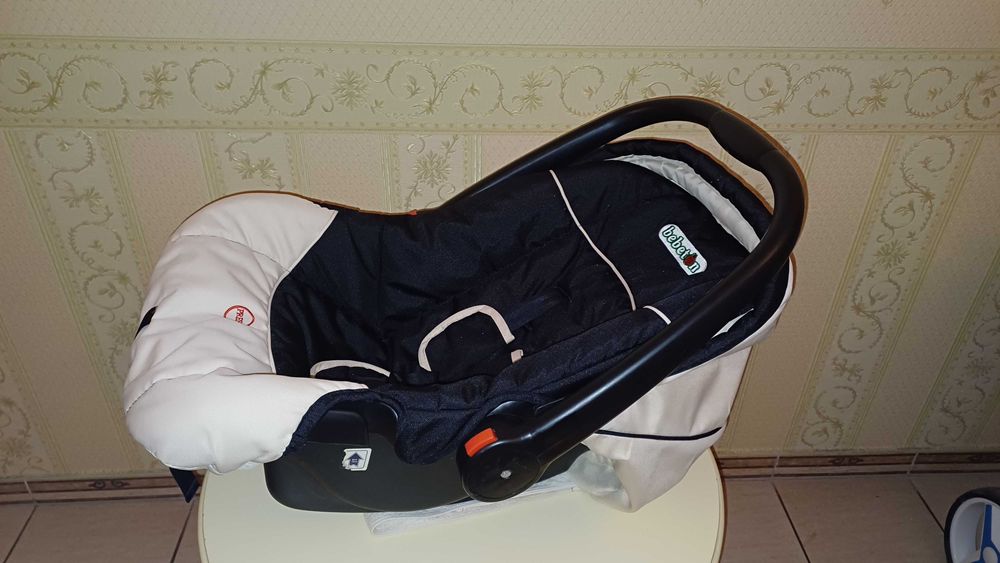 Автолюлька в отличном состоянии