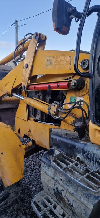 Buldoexcavator jcb 3cx
