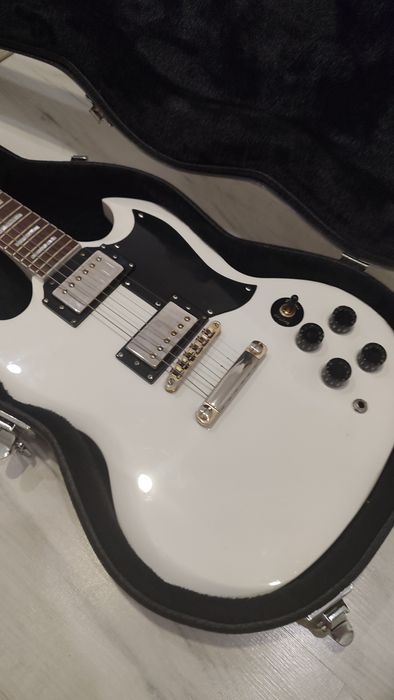 Продается гитара