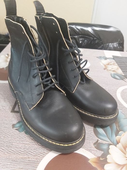 Bocanci unisex nr 37 stare f buna