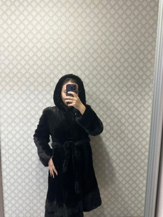 Продается норковая шуба,