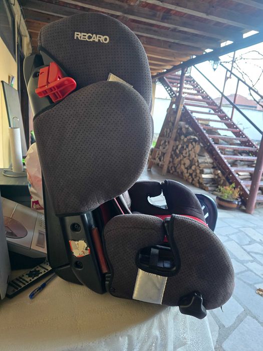Детски стол recaro 8 - 18 КГ.
