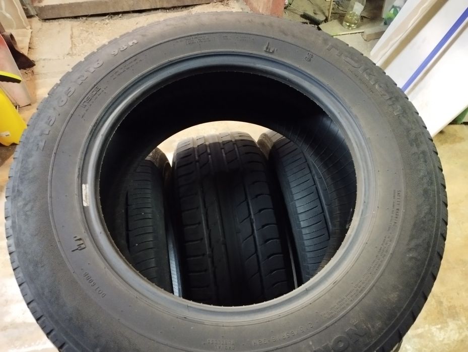 Продам  резину летнюю