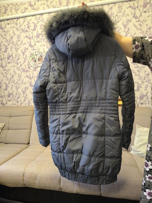 Продам удлинённую куртку.