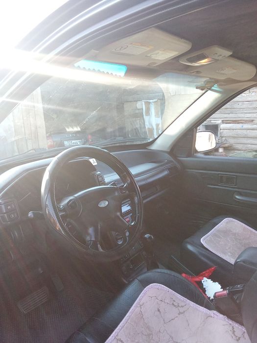 Land rover frenlander 2002