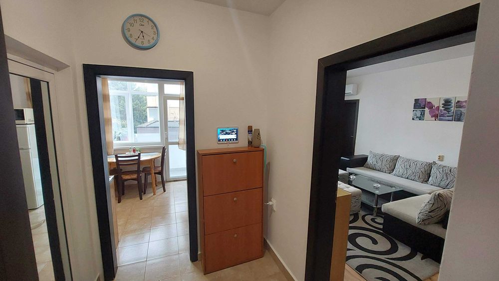 Дава се под наем Двустаен апартамент в Благоевград, Идеален център - 70 кв.м за 459 € - Снимка #13