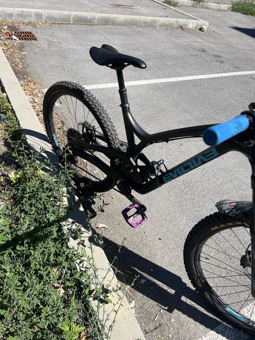 Evil Bikes Carbon fiber
