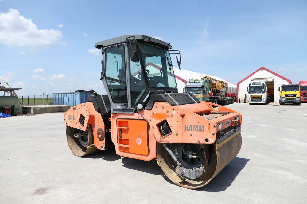 Hamm DV 90