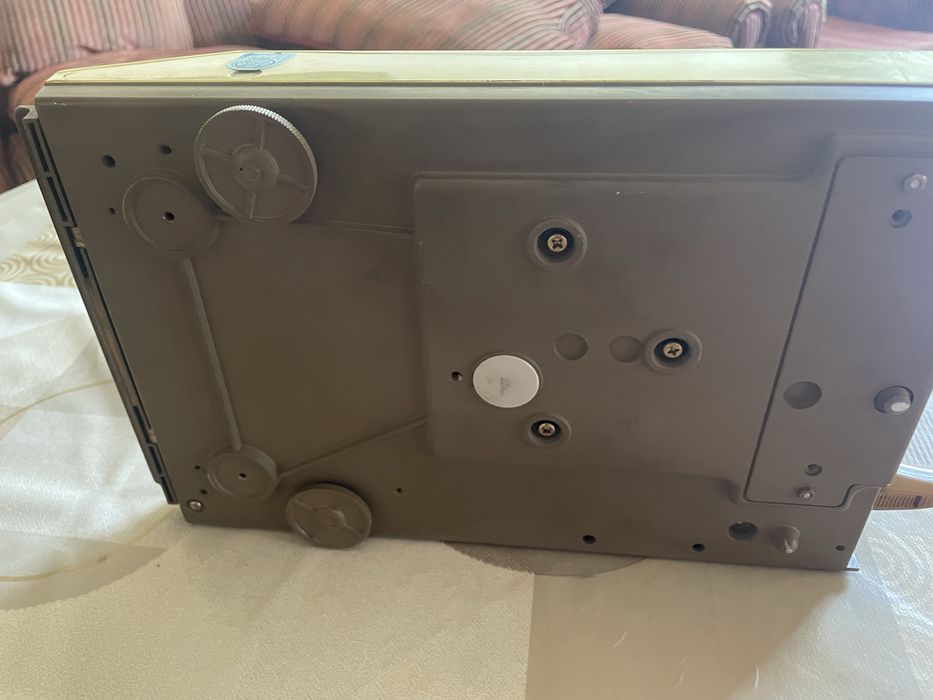 Продавам бижутерска везна Mettler Toledo PE600