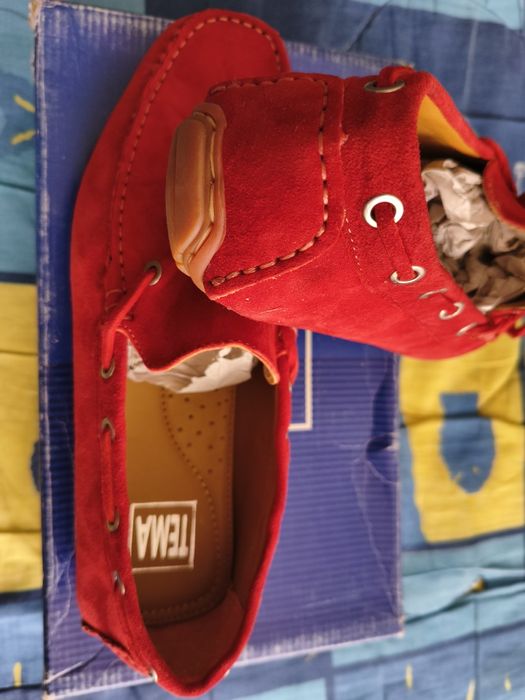 Продам фирменные макасины