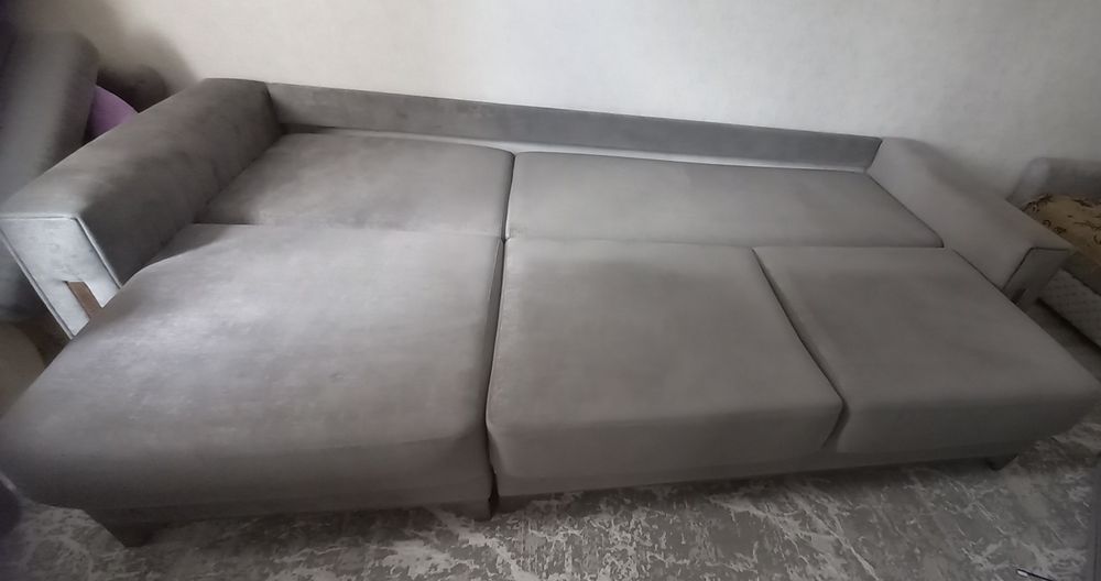 Продам диван в гостиную