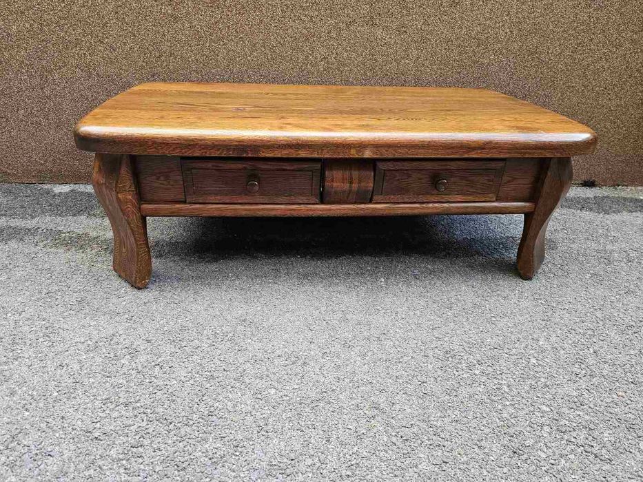 Масивен дъбов шкаф