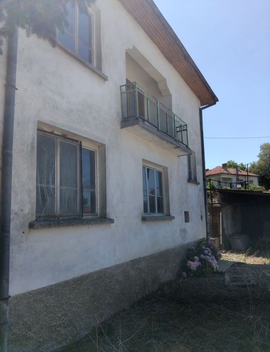 Продава къща в гр.Сапарева баня