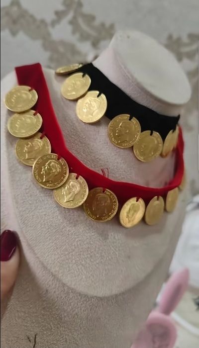 Vand monede placate cu aur de 24k Frank Iosif 4 ducat 1915 1la1