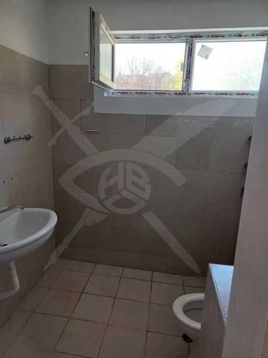 Дава се под наем Тристаен апартамент в Варна, Колхозен пазар - 72 кв.м за 400 € - Снимка #6